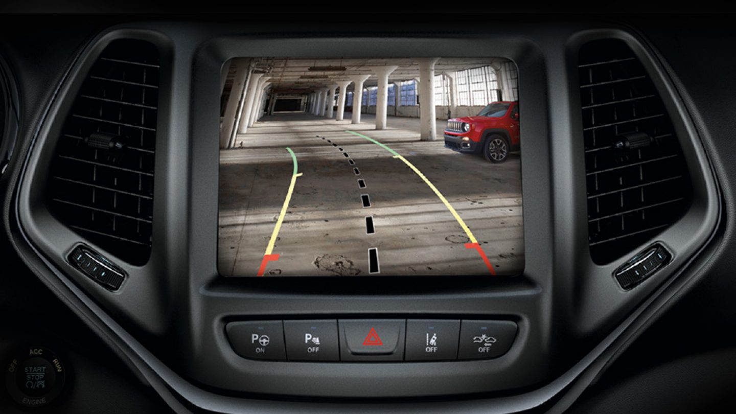 2017 Jeep Cherokee Interior Touchscreen Display